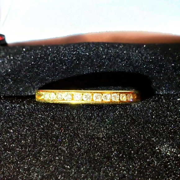 Gold Wedding Band / Anniversary Band Ring - Picture 3 of 4